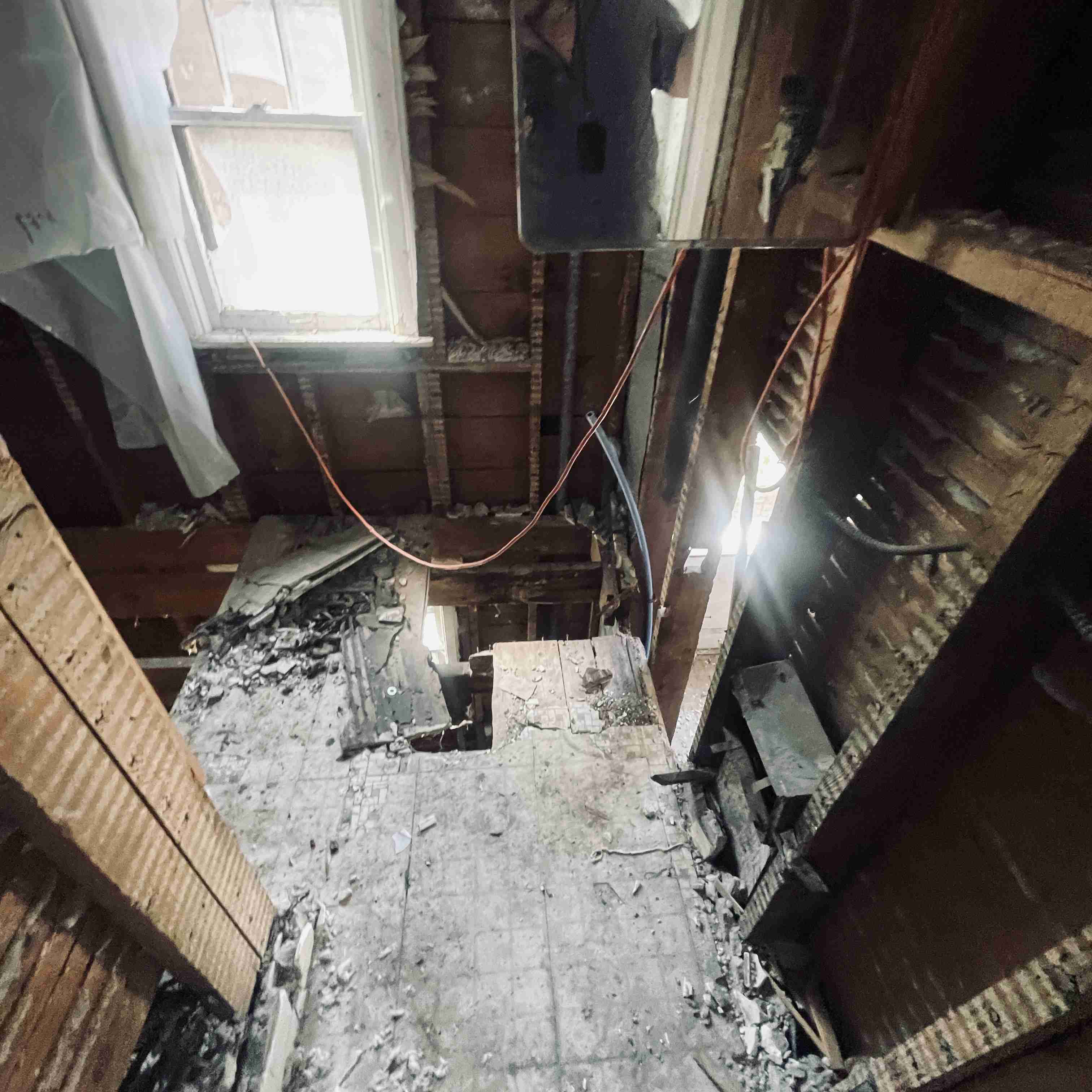 14910 Robson (49).jpg